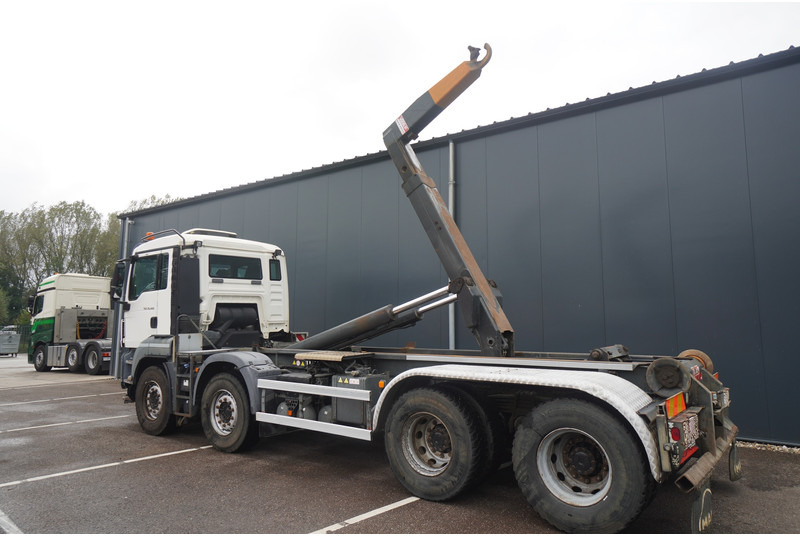 MAN TGS 35.400 8x4 HOOKARM SYSTEM MANUAL GEARBOX - Autocarro scarrabile: foto 3 MAN TGS 35.400 8x4 HOOKARM SYSTEM MANUAL GEARBOX - Autocarro scarrabile: foto 3