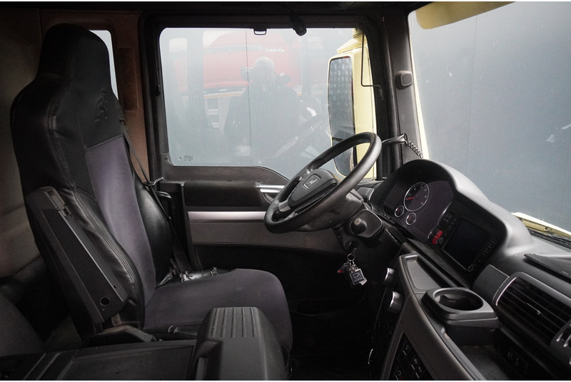 MAN TGS 35.500 8X4 TIPPER - Autocarro ribaltabile: foto 5 MAN TGS 35.500 8X4 TIPPER - Autocarro ribaltabile: foto 5