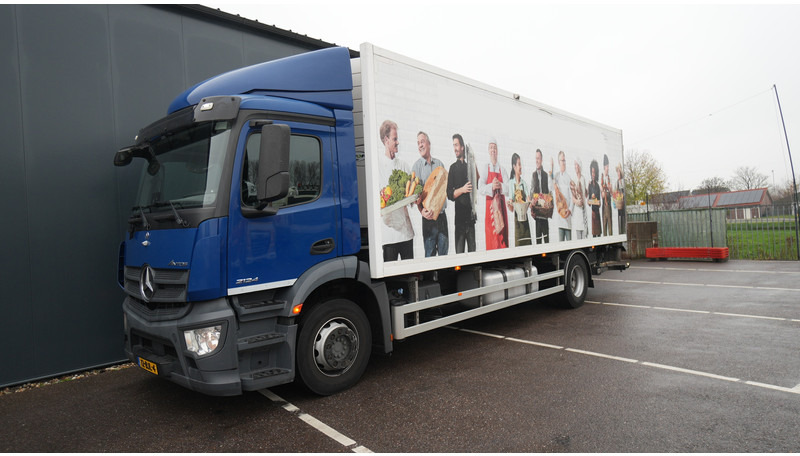 Mercedes-Benz ANTOS 2124 FRIGO 231.500KM - Autocarro frigorifero: foto 3 Mercedes-Benz ANTOS 2124 FRIGO 231.500KM - Autocarro frigorifero: foto 3