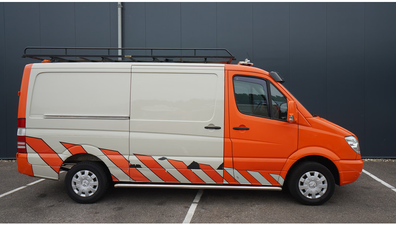 Mercedes-Benz Sprinter 309 CLOSED BOX - Furgone box: foto 2 Mercedes-Benz Sprinter 309 CLOSED BOX - Furgone box: foto 2
