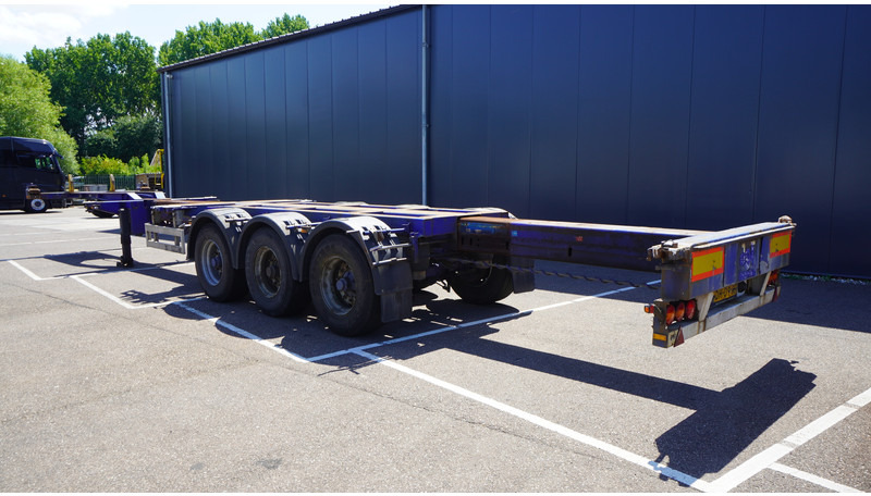 Pacton 3 AXLE CONTAINER TRANSPORT TRAILER EXTENDABLE 45 FT - Semirimorchio portacontainer/ Caisse interchangeable: foto 4 Pacton 3 AXLE CONTAINER TRANSPORT TRAILER EXTENDABLE 45 FT - Semirimorchio portacontainer/ Caisse interchangeable: foto 4