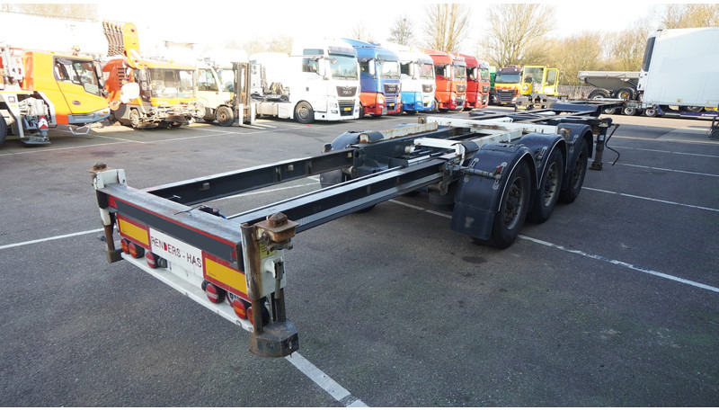 Renders 3 AXLE EXTENDABLE CONTAINER TRANSPORT TRAILER - Semirimorchio portacontainer/ Caisse interchangeable: foto 5 Renders 3 AXLE EXTENDABLE CONTAINER TRANSPORT TRAILER - Semirimorchio portacontainer/ Caisse interchangeable: foto 5