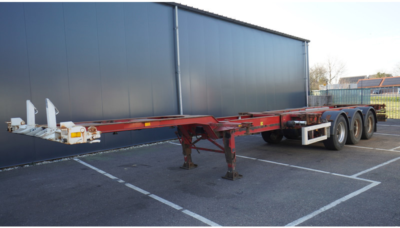 Renders 3 AXLE EXTENDABLE CONTAINER TRANSPORT TRAILER - Semirimorchio portacontainer/ Caisse interchangeable: foto 2 Renders 3 AXLE EXTENDABLE CONTAINER TRANSPORT TRAILER - Semirimorchio portacontainer/ Caisse interchangeable: foto 2