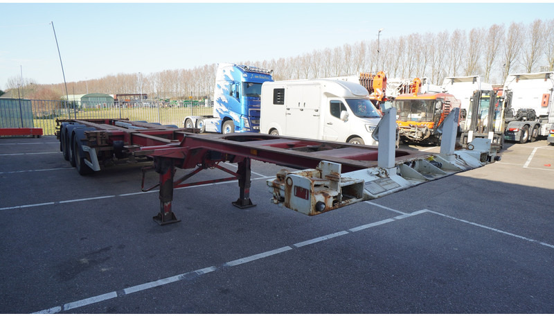 Renders 3 AXLE EXTENDABLE CONTAINER TRANSPORT TRAILER - Semirimorchio portacontainer/ Caisse interchangeable: foto 3 Renders 3 AXLE EXTENDABLE CONTAINER TRANSPORT TRAILER - Semirimorchio portacontainer/ Caisse interchangeable: foto 3