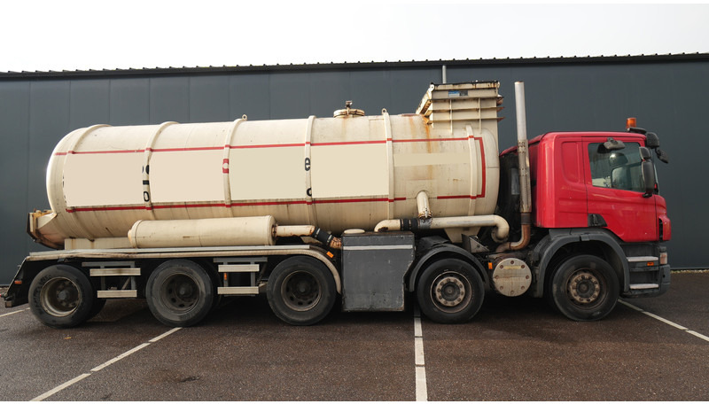 Scania P 380 10X4 BLOW AND SUCK TRUCK 522.000 - Camion cisterna: foto 2 Scania P 380 10X4 BLOW AND SUCK TRUCK 522.000 - Camion cisterna: foto 2