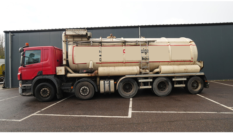 Scania P 380 10X4 BLOW AND SUCK TRUCK 522.000 - Camion cisterna: foto 1 Scania P 380 10X4 BLOW AND SUCK TRUCK 522.000 - Camion cisterna: foto 1