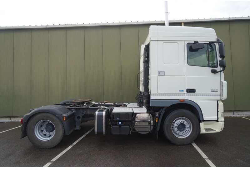 DAF XF 105.460 FT SPACECAB RETARDER PTO - Trattore stradale: foto 2 DAF XF 105.460 FT SPACECAB RETARDER PTO - Trattore stradale: foto 2