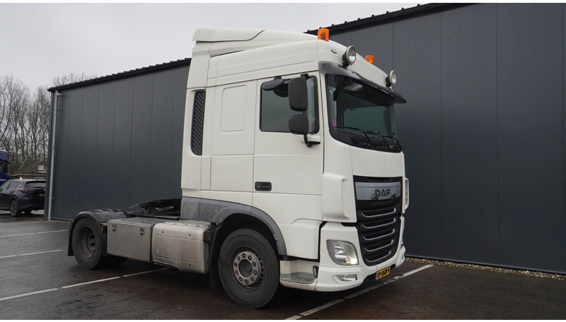 DAF XF 440 SPACECAB EURO 6 872.000KM - Trattore stradale: foto 4 DAF XF 440 SPACECAB EURO 6 872.000KM - Trattore stradale: foto 4