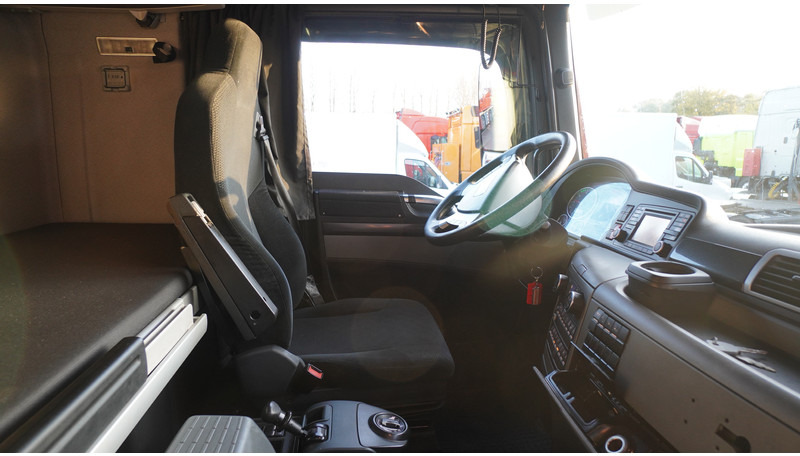 MAN TGX 26.560 6X2 EURO 6 RETARDER - Trattore stradale: foto 5 MAN TGX 26.560 6X2 EURO 6 RETARDER - Trattore stradale: foto 5