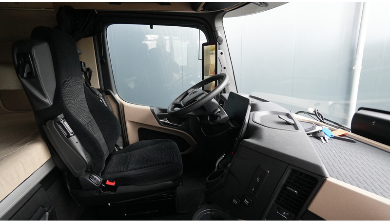 Mercedes-Benz ACTROS 1945 GIGASPACE 747.600KM - Trattore stradale: foto 5 Mercedes-Benz ACTROS 1945 GIGASPACE 747.600KM - Trattore stradale: foto 5