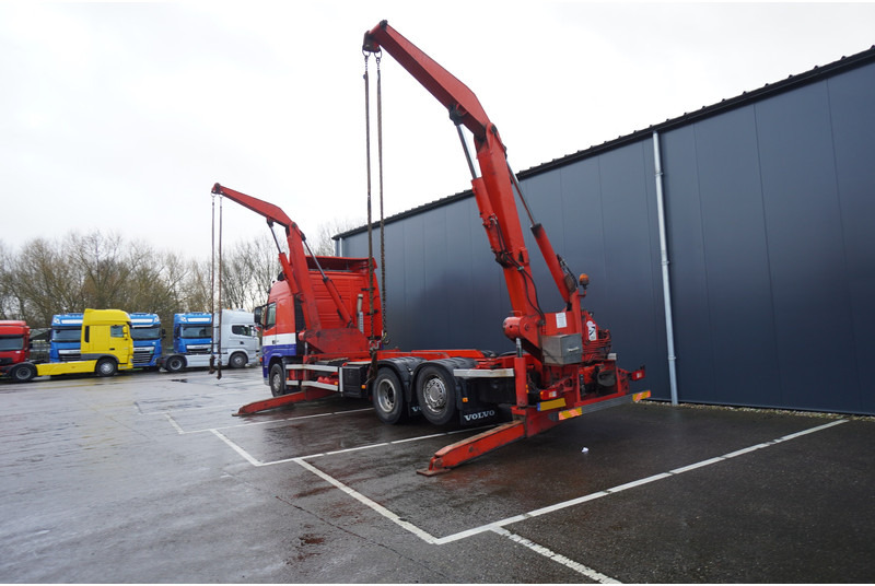Volvo FM360 6X2 SIDE LOADER FOR 20FT CONTAINER - Autocarro multibenna: foto 5 Volvo FM360 6X2 SIDE LOADER FOR 20FT CONTAINER - Autocarro multibenna: foto 5