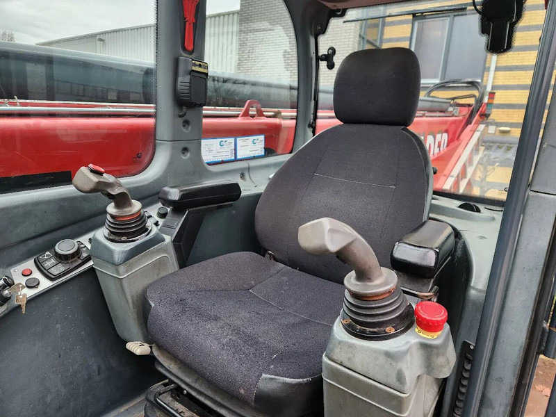 MAGNI RTH5.39S, 39m,8807H, 5000kg, 2016, Airco, Remote, Like new - Pala: foto 3 MAGNI RTH5.39S, 39m,8807H, 5000kg, 2016, Airco, Remote, Like new - Pala: foto 3