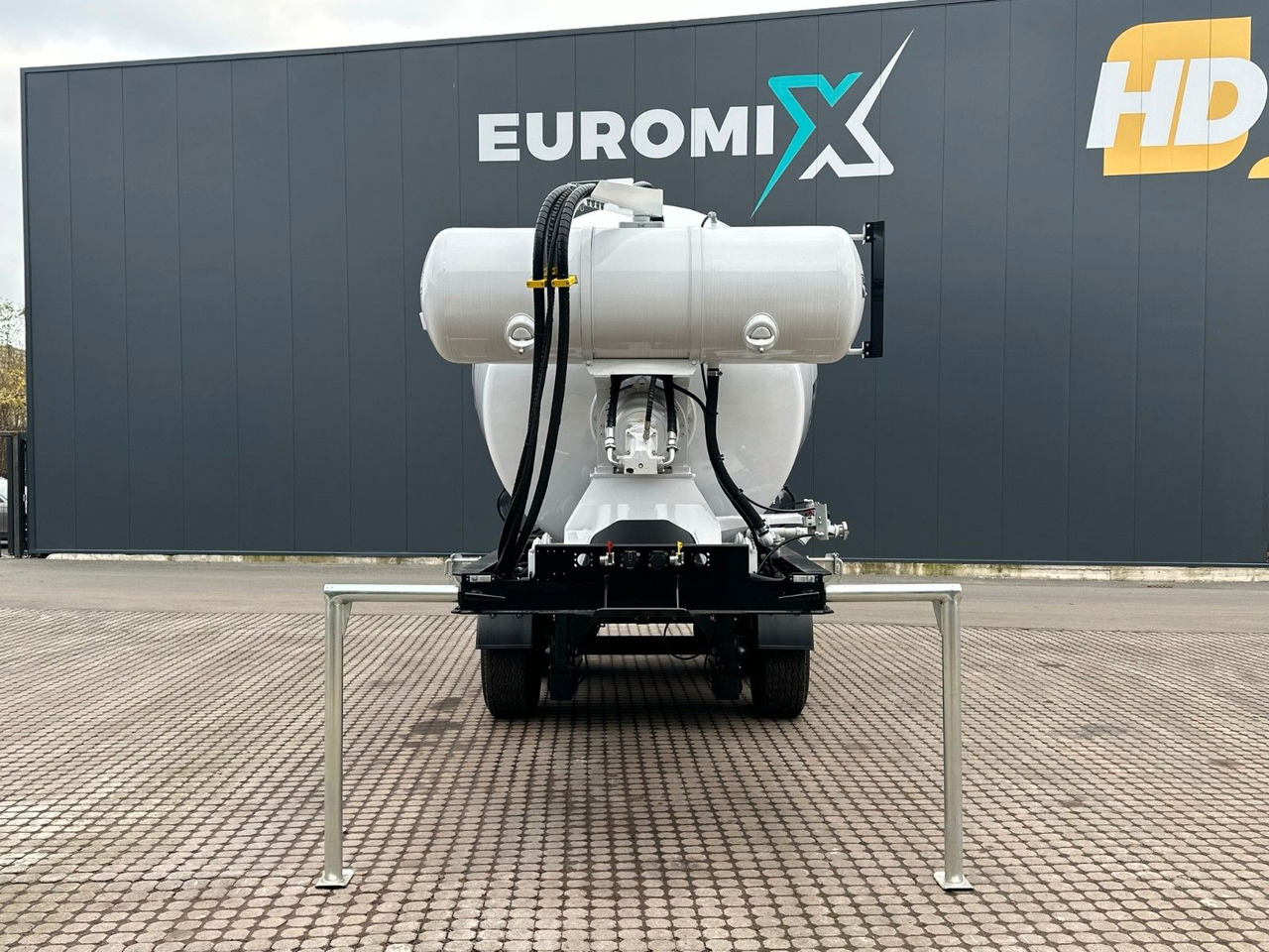 EUROMIX MTP - 10m³ Betonmischer-Auflieger - Autobetoniera: foto 3 EUROMIX MTP - 10m³ Betonmischer-Auflieger - Autobetoniera: foto 3