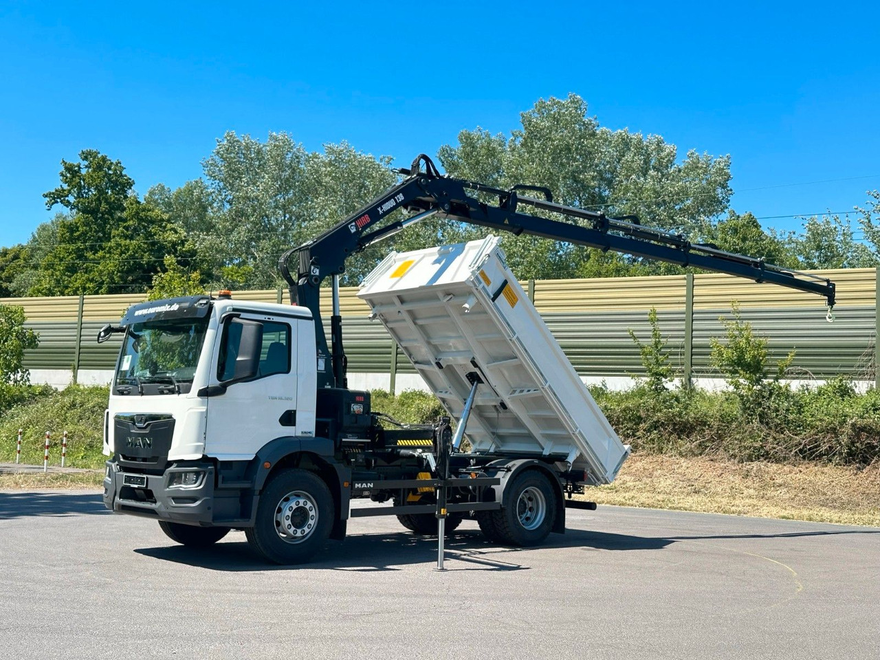 MAN TGM 18.320 4x2 Euro6e Hiab X-HiDuo 138DS-4 - Autocarro ribaltabile, Camion con gru: foto 1 MAN TGM 18.320 4x2 Euro6e Hiab X-HiDuo 138DS-4 - Autocarro ribaltabile, Camion con gru: foto 1