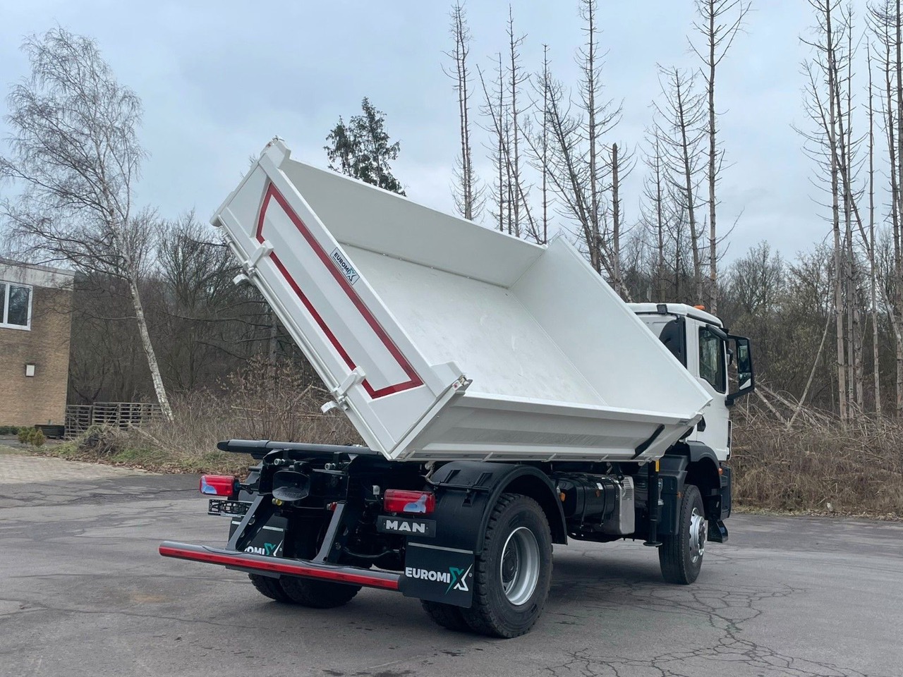 MAN TGM 18.320 4x4 Euro6e Hiab X-HiDuo 138DS-3 - Autocarro ribaltabile, Camion con gru: foto 5 MAN TGM 18.320 4x4 Euro6e Hiab X-HiDuo 138DS-3 - Autocarro ribaltabile, Camion con gru: foto 5