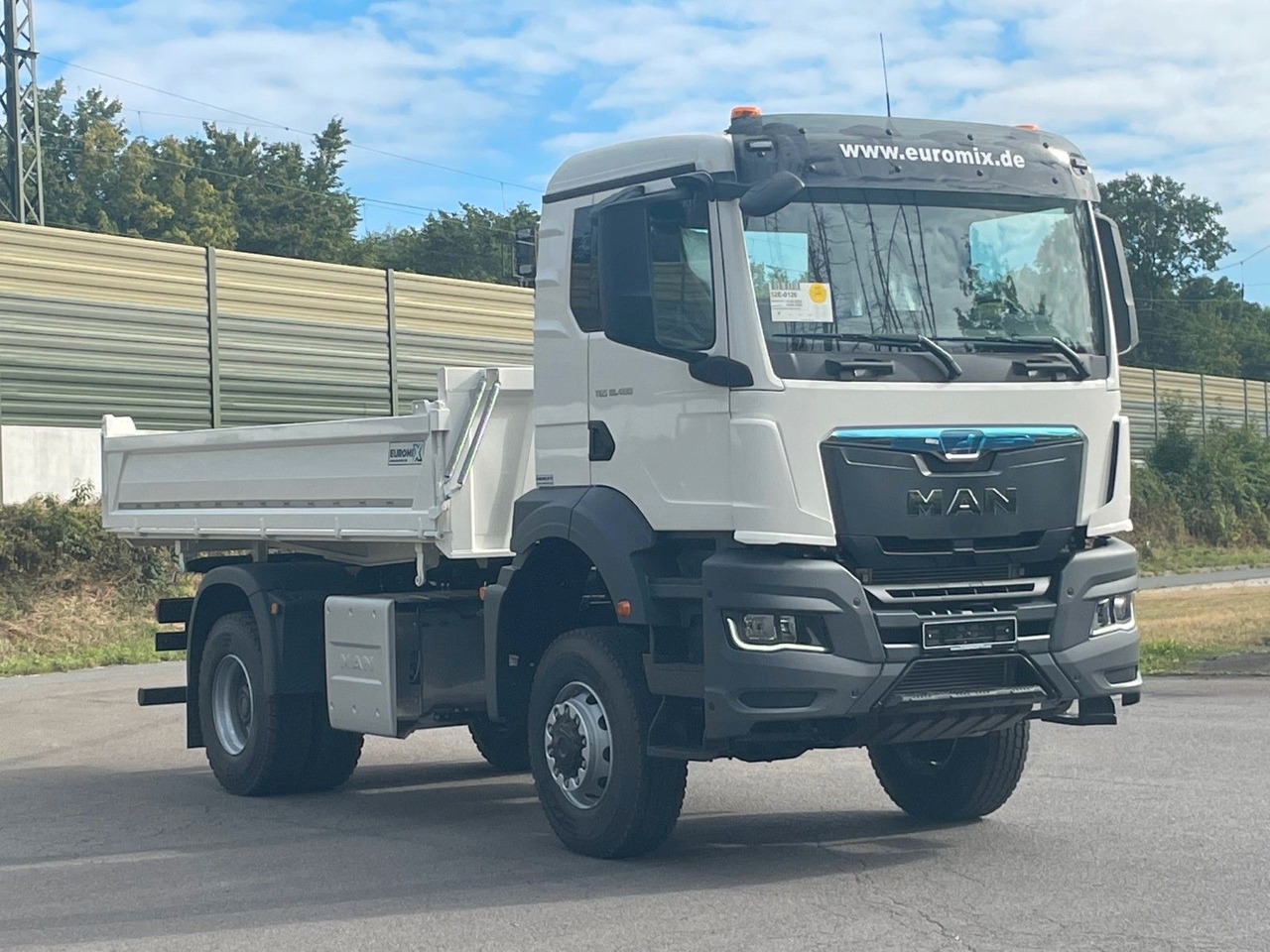 MAN TGS 18.400 TG3 4x4 Euro6e 3-Seiten-Kippe Euromix - Autocarro ribaltabile: foto 3 MAN TGS 18.400 TG3 4x4 Euro6e 3-Seiten-Kippe Euromix - Autocarro ribaltabile: foto 3