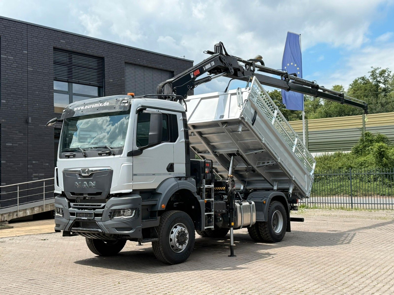 MAN TGS 18.400 TG3 4x4 Euro6e Hiab X-HiDuo 138DS-4 - Autocarro ribaltabile, Camion con gru: foto 2 MAN TGS 18.400 TG3 4x4 Euro6e Hiab X-HiDuo 138DS-4 - Autocarro ribaltabile, Camion con gru: foto 2