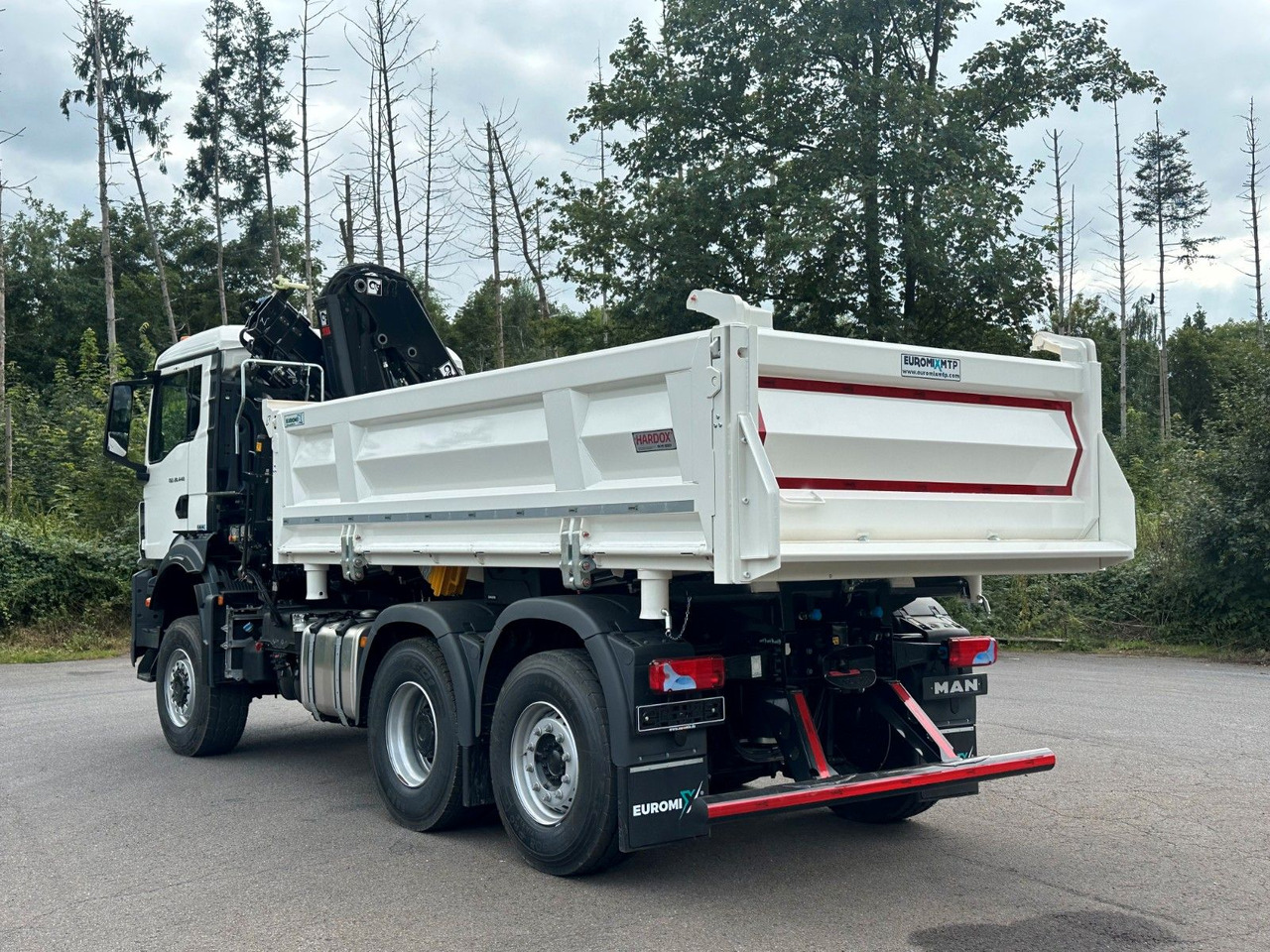 MAN TGS 28.440 6x4-4/3-Seiten- Kipper / Hiab 138-3 - Autocarro ribaltabile, Camion con gru: foto 5 MAN TGS 28.440 6x4-4/3-Seiten- Kipper / Hiab 138-3 - Autocarro ribaltabile, Camion con gru: foto 5