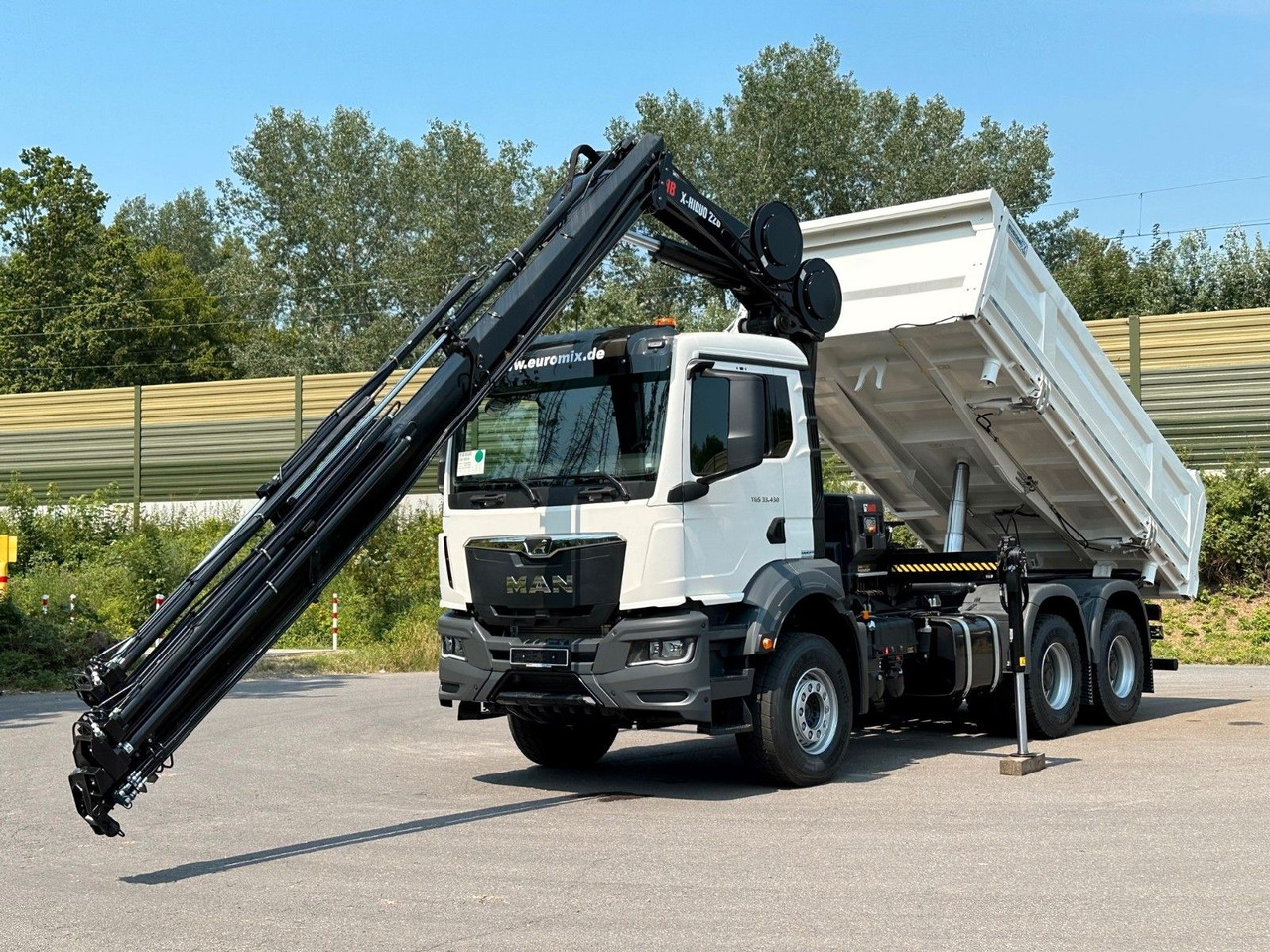 MAN TGS 33.440 6x4 /3-Seiten- Kipper / HIAB 228-6 - Autocarro ribaltabile, Camion con gru: foto 5 MAN TGS 33.440 6x4 /3-Seiten- Kipper / HIAB 228-6 - Autocarro ribaltabile, Camion con gru: foto 5