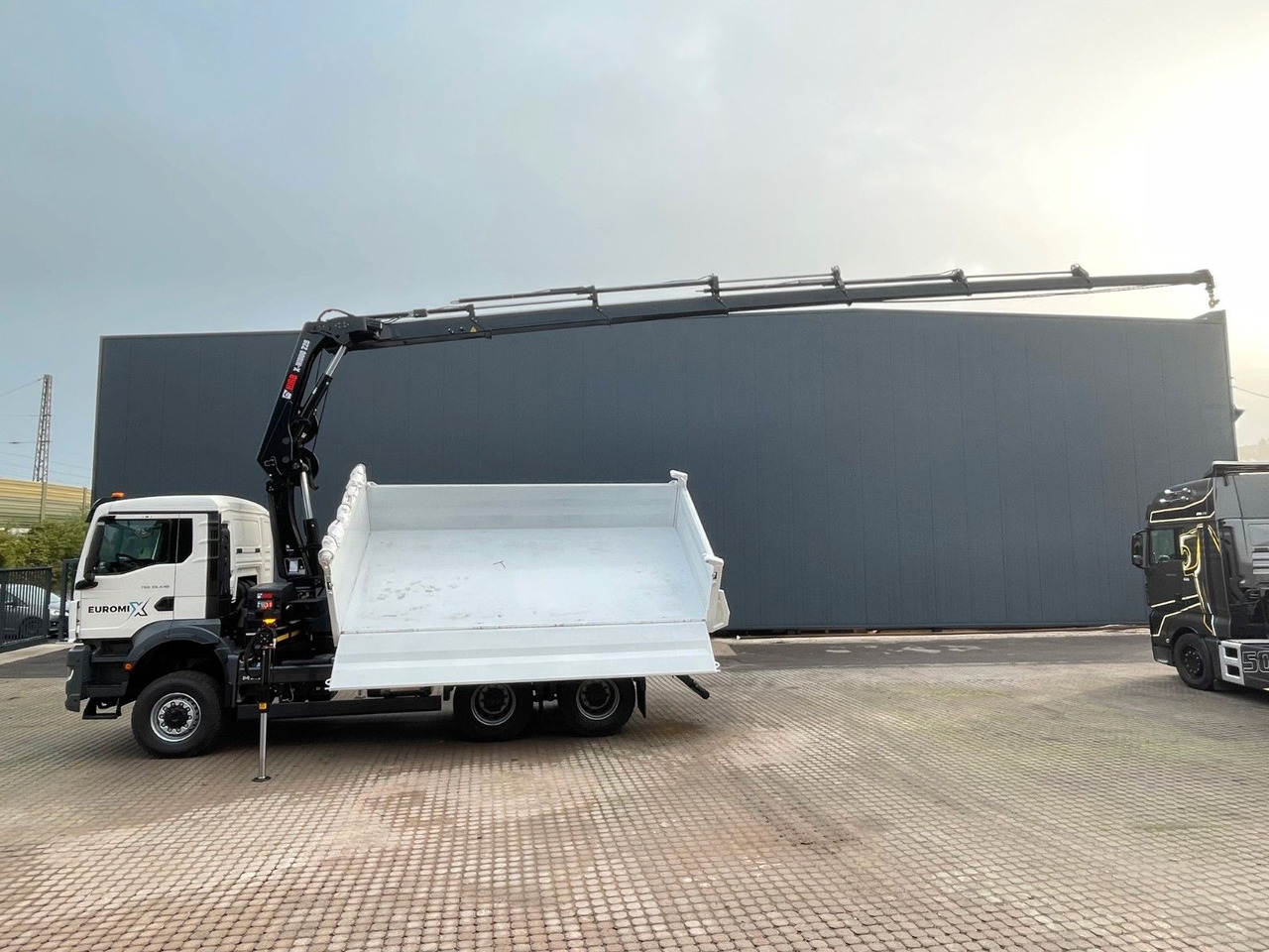 Autocarro ribaltabile, Camion con gru MAN TGS 33.440 6x6 /3-Seiten- Kipper /  HIAB 228-6: foto 14
