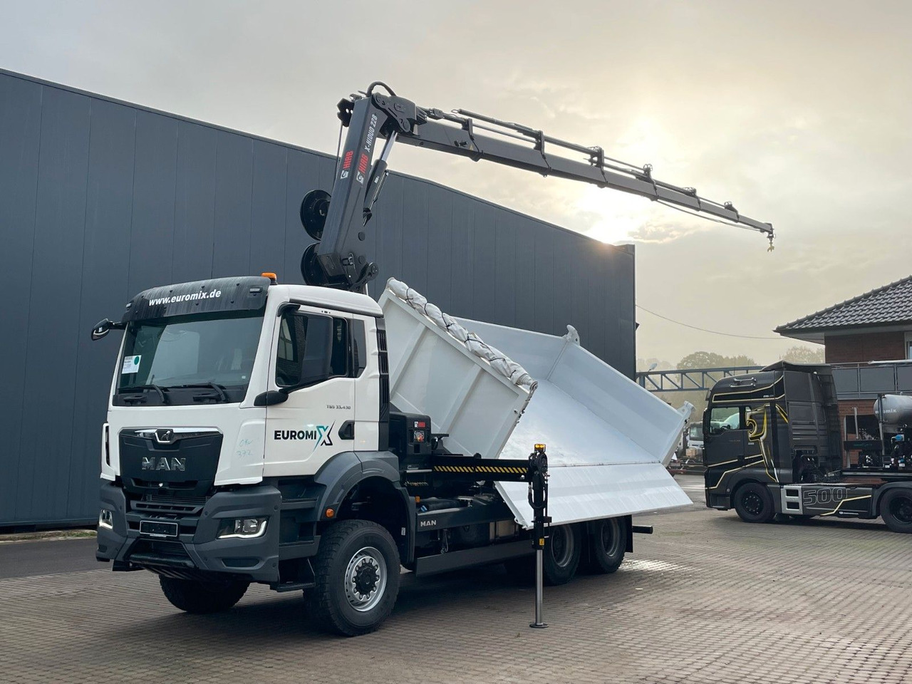 Autocarro ribaltabile, Camion con gru MAN TGS 33.440 6x6 /3-Seiten- Kipper /  HIAB 228-6: foto 13