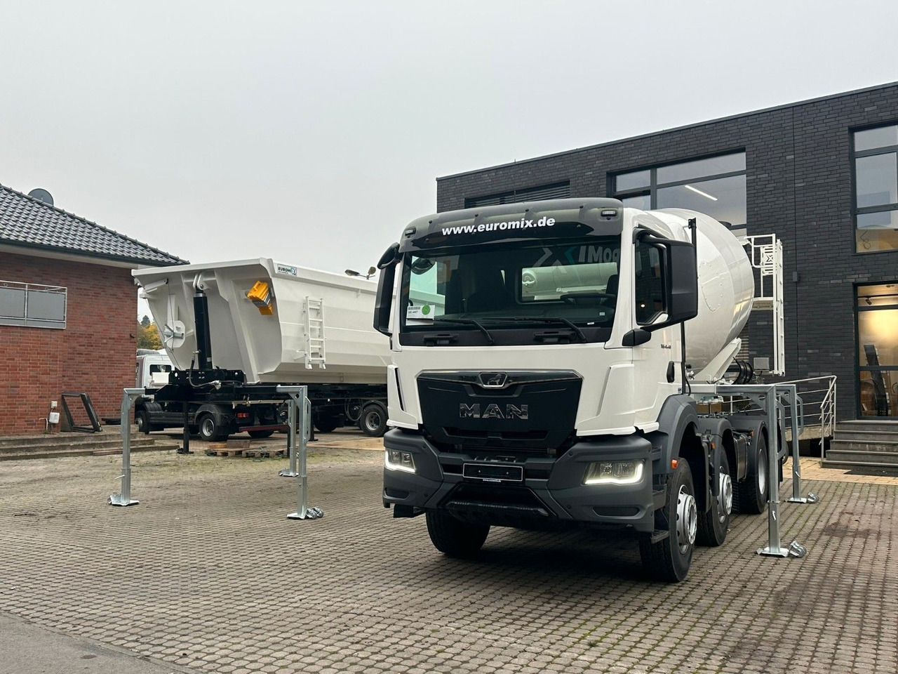 Autocarro ribaltabile MAN TGS 41.480 8x4 WECHSELSYSTEM KIPPER+MISCHER: foto 11