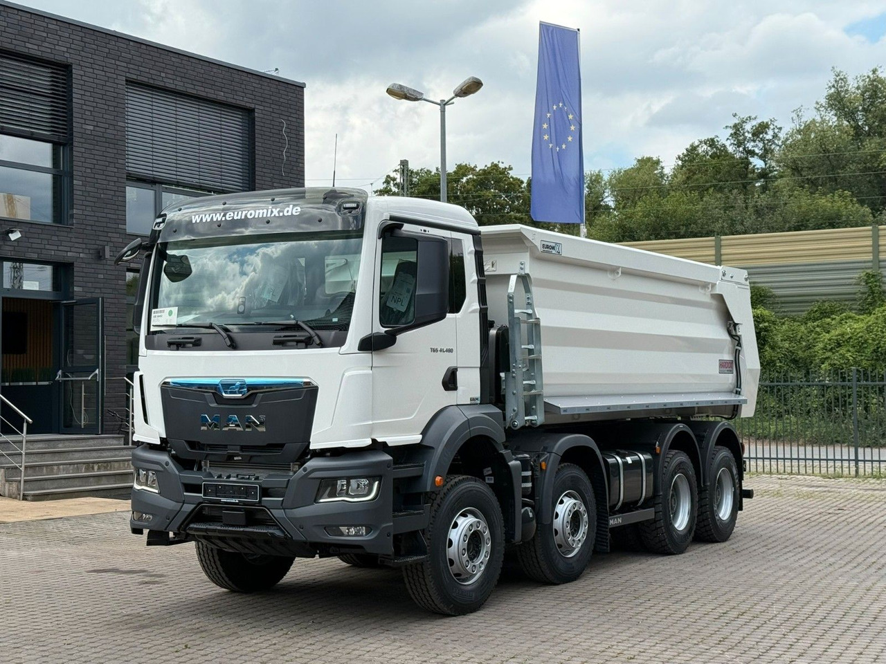 MAN TGS 41.480 BB 8X4 Euromix Mulden Kipper HARDOX - Autocarro ribaltabile: foto 4 MAN TGS 41.480 BB 8X4 Euromix Mulden Kipper HARDOX - Autocarro ribaltabile: foto 4