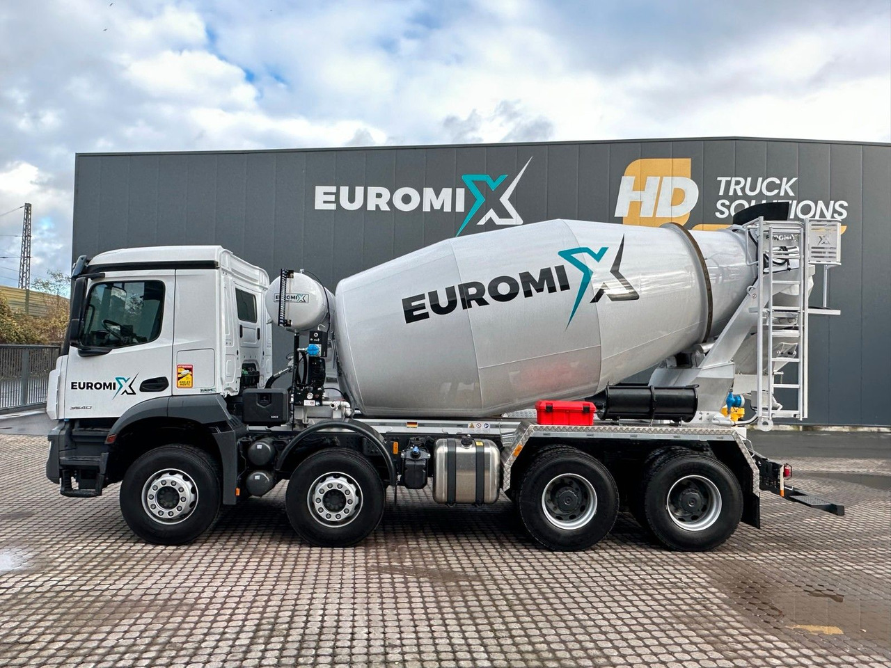 Mercedes-Benz Arocs 5 3540 8x4 EURO 6e EuromixMTP EM 9 L - Autobetoniera: foto 3 Mercedes-Benz Arocs 5 3540 8x4 EURO 6e EuromixMTP EM 9 L - Autobetoniera: foto 3