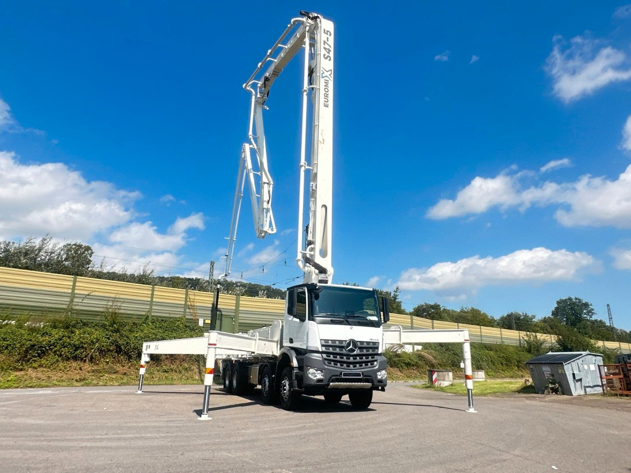 Pompa autocarrata Mercedes-Benz Arocs 5 4142  8x4 SWAN TSP 47-5 160RZ ( 47m ): foto 29