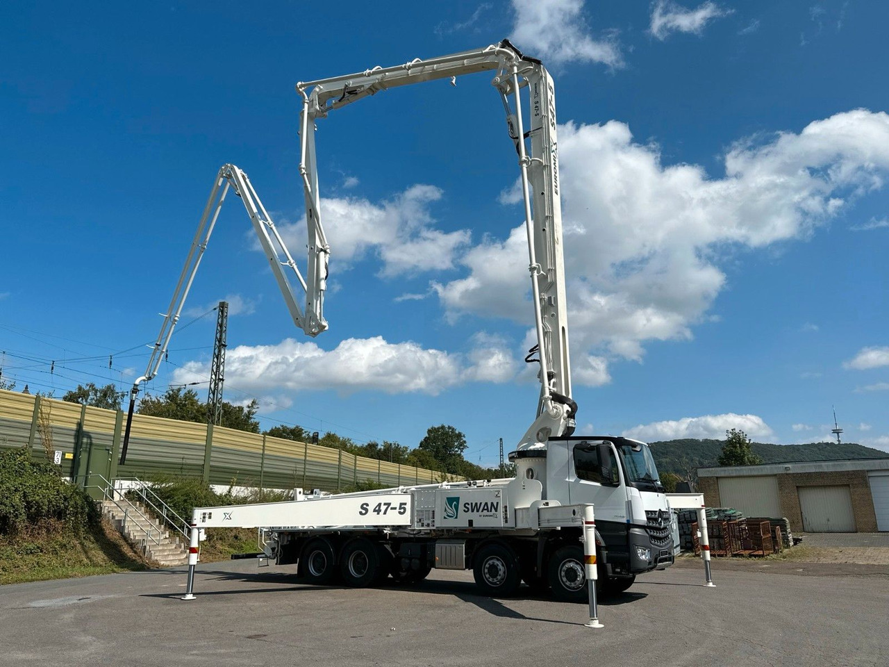 Pompa autocarrata Mercedes-Benz Arocs 5 4142  8x4 SWAN TSP 47-5 160RZ ( 47m ): foto 27