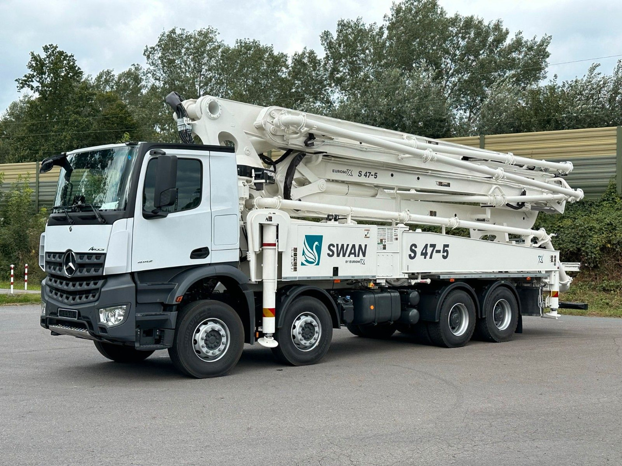 Mercedes-Benz Arocs 5 4142 8x4 SWAN TSP 47-5 160RZ ( 47m ) - Pompa autocarrata: foto 1 Mercedes-Benz Arocs 5 4142 8x4 SWAN TSP 47-5 160RZ ( 47m ) - Pompa autocarrata: foto 1