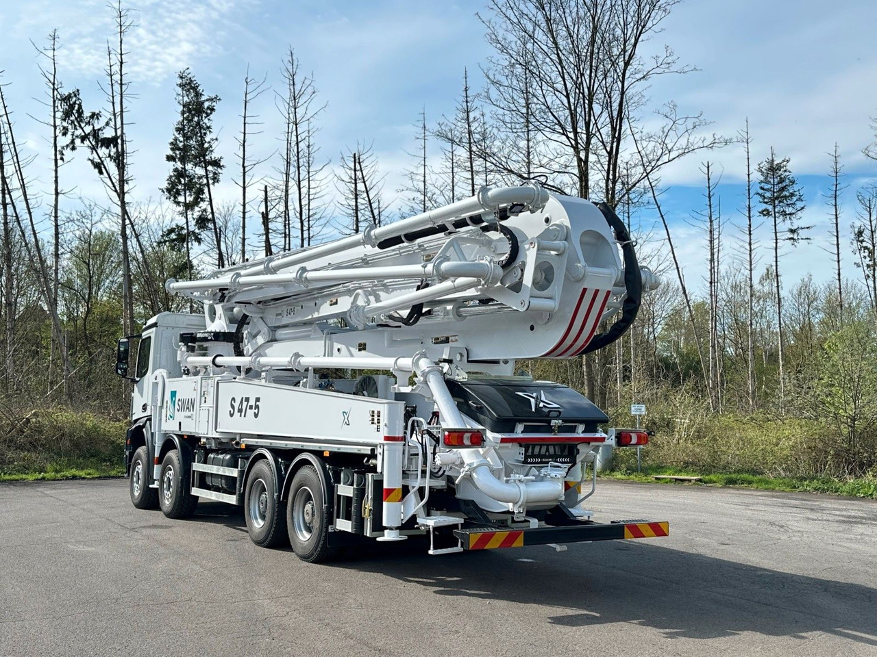 Mercedes-Benz Arocs 5 4542 8x4 SWAN TSP 47-5 160RZ ( 47m ) - Autobetoniera: foto 4 Mercedes-Benz Arocs 5 4542 8x4 SWAN TSP 47-5 160RZ ( 47m ) - Autobetoniera: foto 4
