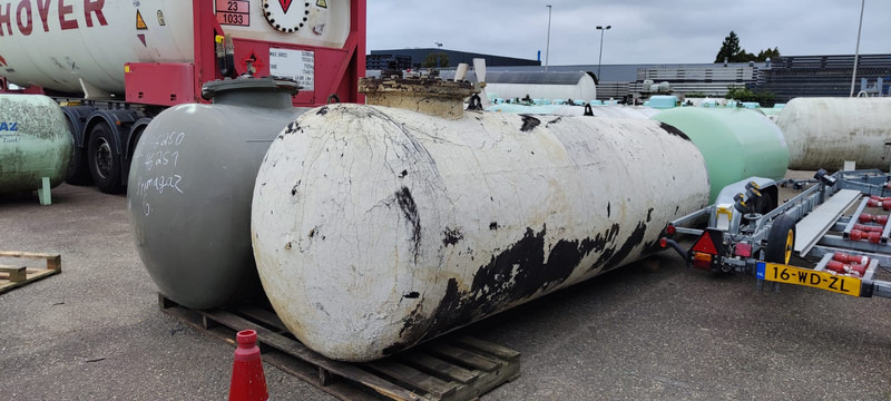 LPG GASTANK 4850 LITER underground - Serbatoio carburante per Camion: foto 3 LPG GASTANK 4850 LITER underground - Serbatoio carburante per Camion: foto 3