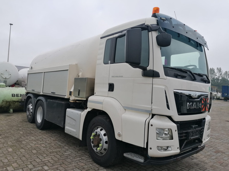 MAN TGS L.2007.46.003 6x2 -19512 L Gas tank truck -Gas, Gaz, LPG, GPL, Propane, Butane tank, Gastank ID 2.164 GOFA, massmeter, body swap - Camion cisterna: foto 3 MAN TGS L.2007.46.003 6x2 -19512 L Gas tank truck -Gas, Gaz, LPG, GPL, Propane, Butane tank, Gastank ID 2.164 GOFA, massmeter, body swap - Camion cisterna: foto 3