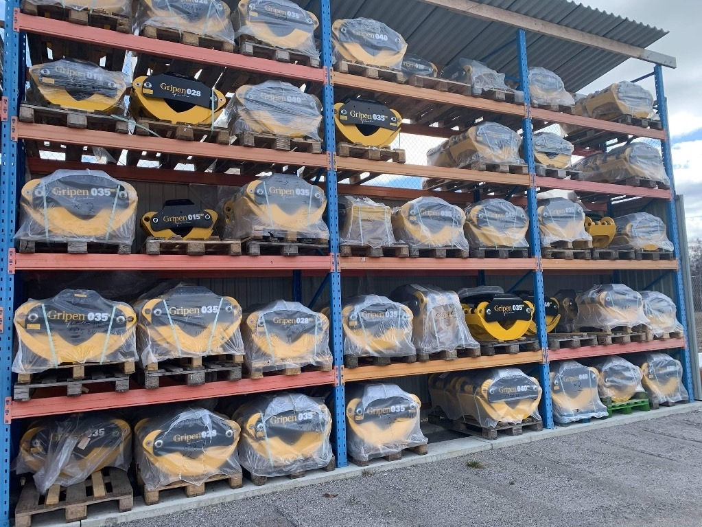 HSP-Gripen STANDARD, HD , BIO  - Benna a polipo per Macchina forestale: foto 1 HSP-Gripen STANDARD, HD , BIO  - Benna a polipo per Macchina forestale: foto 1