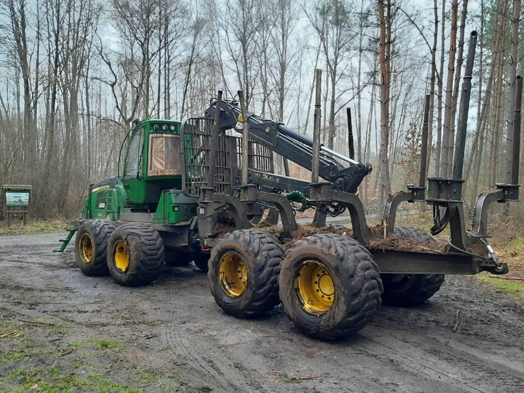 John Deere 1110 E - Forwarder: foto 5 John Deere 1110 E - Forwarder: foto 5