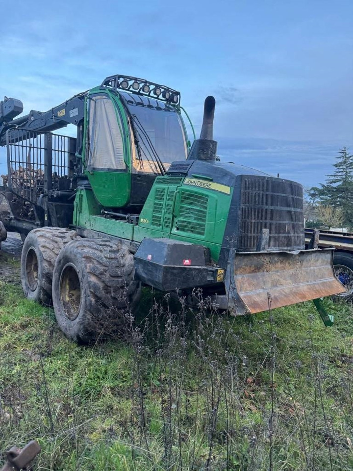 John Deere 1510G  - Forwarder: foto 1 John Deere 1510G  - Forwarder: foto 1