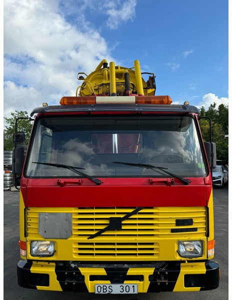 Volvo FL 10.320 4x2, Tipper 12m3 Sludge & Flushing Truck, with remote control, YM: 1990 - Autospurgo: foto 2 Volvo FL 10.320 4x2, Tipper 12m3 Sludge & Flushing Truck, with remote control, YM: 1990 - Autospurgo: foto 2