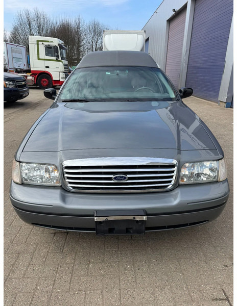Ford VICTORIA CROWN **CORBILLARD-HEARSE-BESTATTUNGSWAGEN** - Autovettura: foto 3 Ford VICTORIA CROWN **CORBILLARD-HEARSE-BESTATTUNGSWAGEN** - Autovettura: foto 3