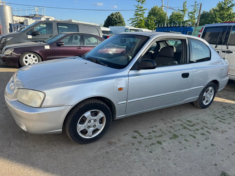 Hyundai Accent **PETROL-ESSENCE-BELGIUM CAR** - Berlina: foto 1 Hyundai Accent **PETROL-ESSENCE-BELGIUM CAR** - Berlina: foto 1