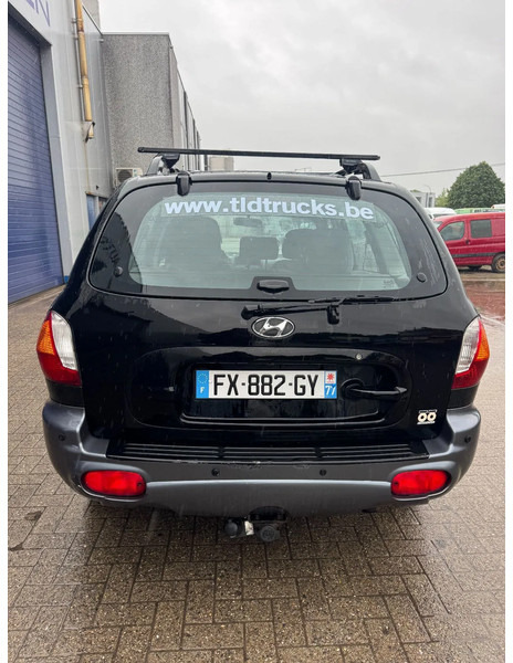 Hyundai Santa Fe **2.0CRDI-4WD-AIRCO-CLIME** - Autovettura: foto 5 Hyundai Santa Fe **2.0CRDI-4WD-AIRCO-CLIME** - Autovettura: foto 5