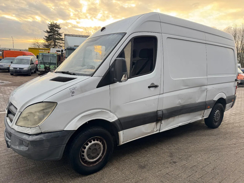 Mercedes-Benz Sprinter 310 - Furgoncino: foto 1 Mercedes-Benz Sprinter 310 - Furgoncino: foto 1