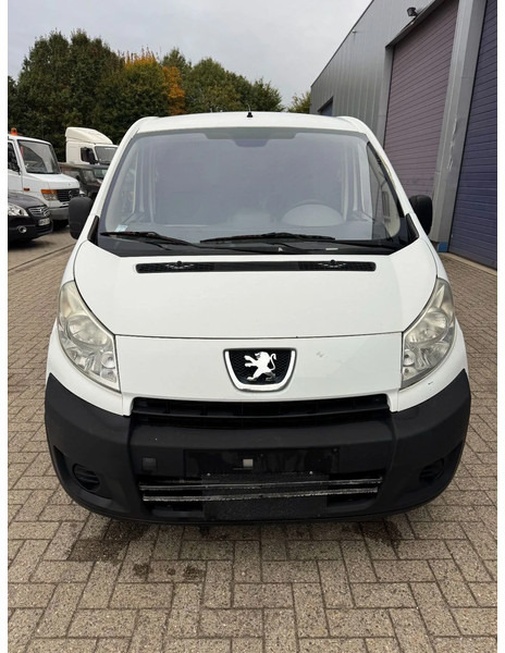 Peugeot Expert **1560CC-EURO 4-AC** - Furgoncino: foto 2 Peugeot Expert **1560CC-EURO 4-AC** - Furgoncino: foto 2