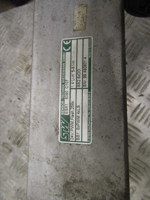 BUCHER SENSOR TECHNIK WIEDEMANN MODULE ESX1 8090 - Sensor per Veicolo speciale/ Comunale: foto 3 BUCHER SENSOR TECHNIK WIEDEMANN MODULE ESX1 8090 - Sensor per Veicolo speciale/ Comunale: foto 3