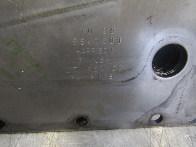 CUMMINS 6 CTA C SERIES OIL COOLER P/NO 8547583 - Motore e ricambi per Camion: foto 2 CUMMINS 6 CTA C SERIES OIL COOLER P/NO 8547583 - Motore e ricambi per Camion: foto 2