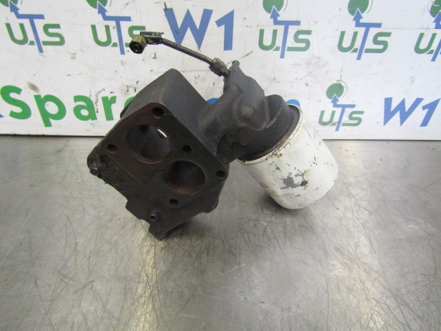 CUMMINS 6 CTA C SERIES WATER FILTER HOUSING P/NO 3926508 - Motore e ricambi per Camion: foto 1 CUMMINS 6 CTA C SERIES WATER FILTER HOUSING P/NO 3926508 - Motore e ricambi per Camion: foto 1