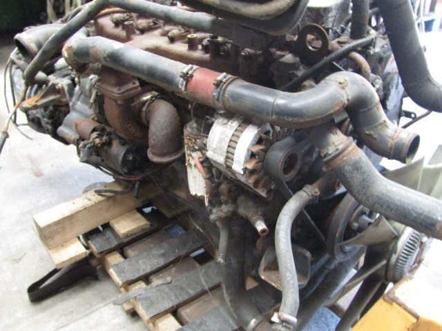 CUMMINS 6BT 315 160HP ENGINE & GEARBOX ZF S-6.36 6 SPEED GEARBOX (RUNS PERFECT) - Motore per Camion: foto 3 CUMMINS 6BT 315 160HP ENGINE & GEARBOX ZF S-6.36 6 SPEED GEARBOX (RUNS PERFECT) - Motore per Camion: foto 3