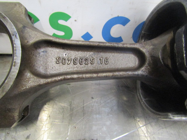 CUMMINS M11 CONROD + PISTON P/NO 3079629/16 - Motore e ricambi per Camion: foto 2 CUMMINS M11 CONROD + PISTON P/NO 3079629/16 - Motore e ricambi per Camion: foto 2