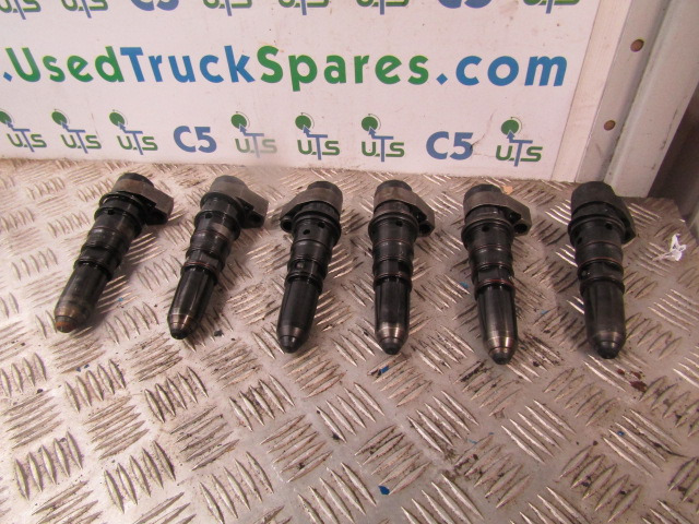 Cummins E14 INJECTORS (6) PART NO 3077718 - Sistema di alimentazione per Camion: foto 1 Cummins E14 INJECTORS (6) PART NO 3077718 - Sistema di alimentazione per Camion: foto 1