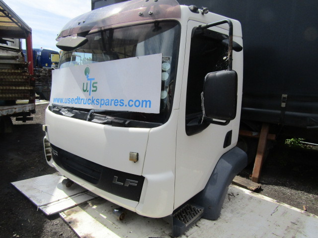 DAF LF 55 CAB EURO 5 MANUAL COMPLETE EXCELLENT CONDITION - Cabina per Camion: foto 2 DAF LF 55 CAB EURO 5 MANUAL COMPLETE EXCELLENT CONDITION - Cabina per Camion: foto 2